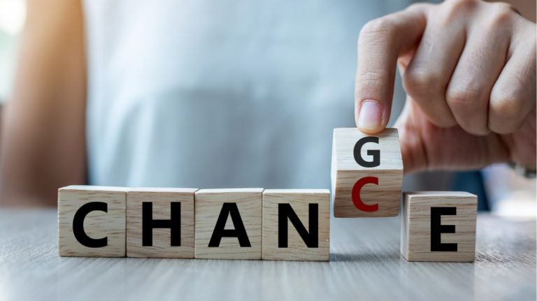 7 Elements Missing From Your Current Workforce Development Strategy (And How A LMS Can Bridge The Gaps)