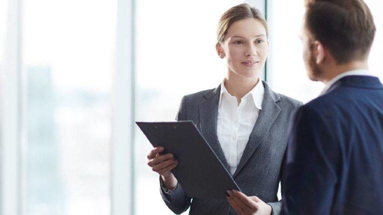 How To Future-Proof Bank Employee Training