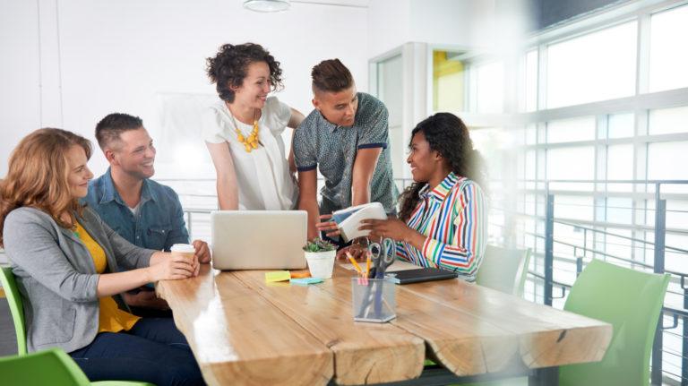 7 Innovative Ways To Turn Employees Into Online Training Trendsetters