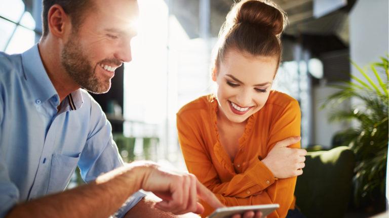 9 LMS Features eLearning Freelancers Should Consider To Improve Training ROI And Streamline Their Workflow