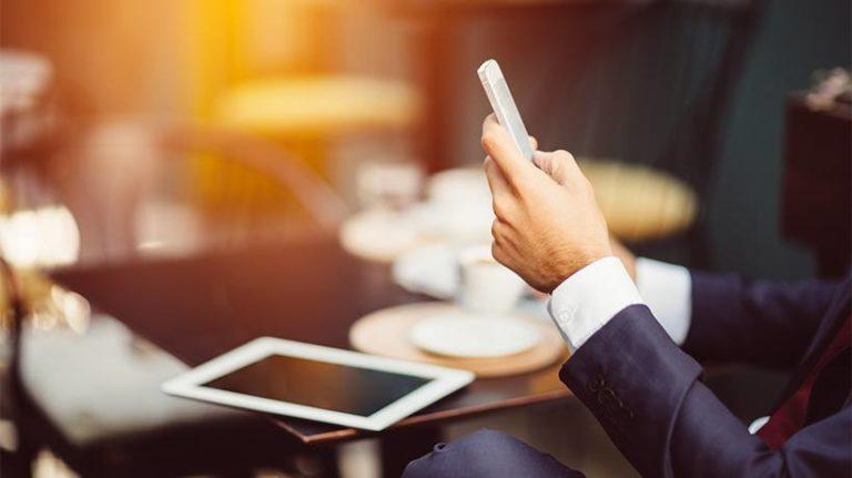 Mobile Apps For Employee Training: Don't Just Train Your Employees, Empower Them
