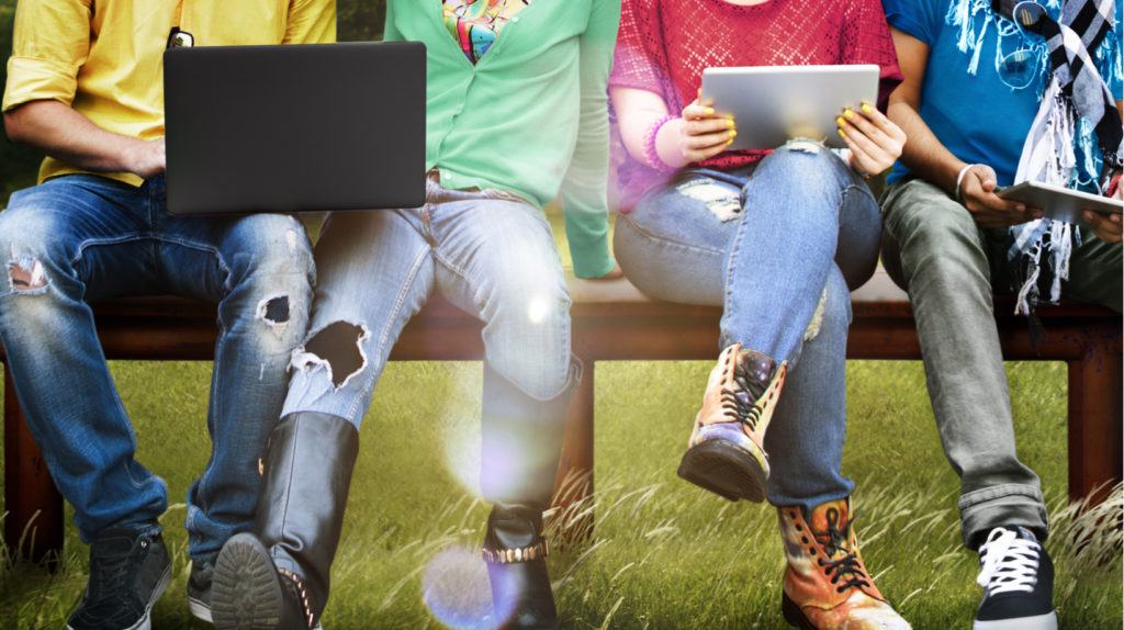 Benefits of Online Learning Games for Kids - ViewPoint Center