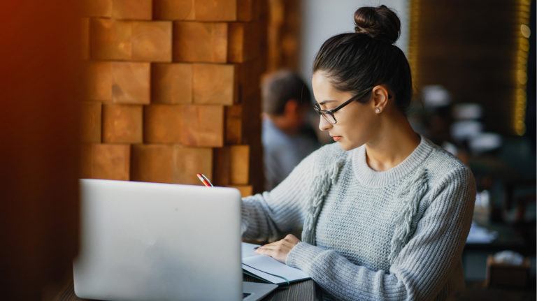 Trading Spaces Redesigning Social Presence For The Online Learning Environment