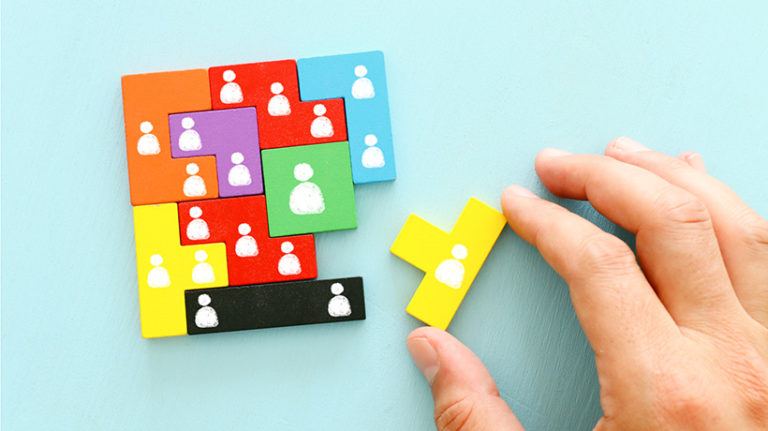 6 Ways To Incorporate Social Learning In The Workplace For Just-In-Time Learning Support