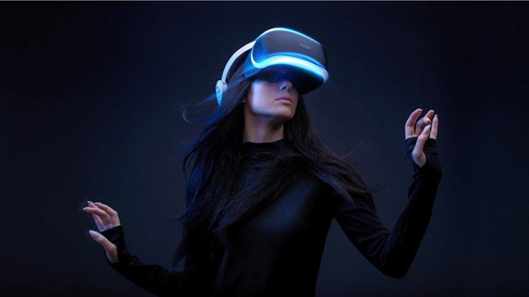 Develop Training In A Virtual Reality Environment