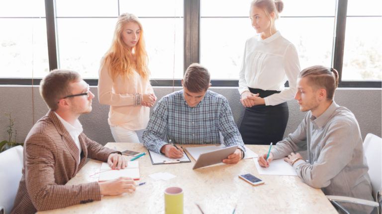 5 Ways To Use Qualitative eLearning Assessments To Measure Learning