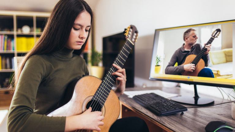 How Online Courses Are Changing Music Education