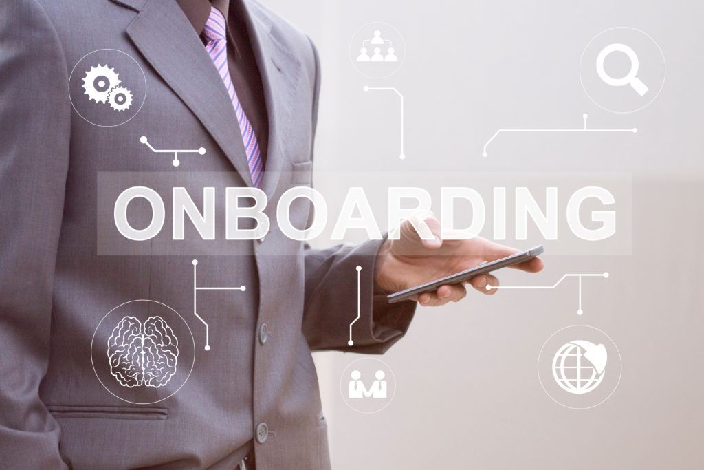 3 Benefits a Blended Virtual Onboarding Plan Brings to Your In-House and Remote Workers