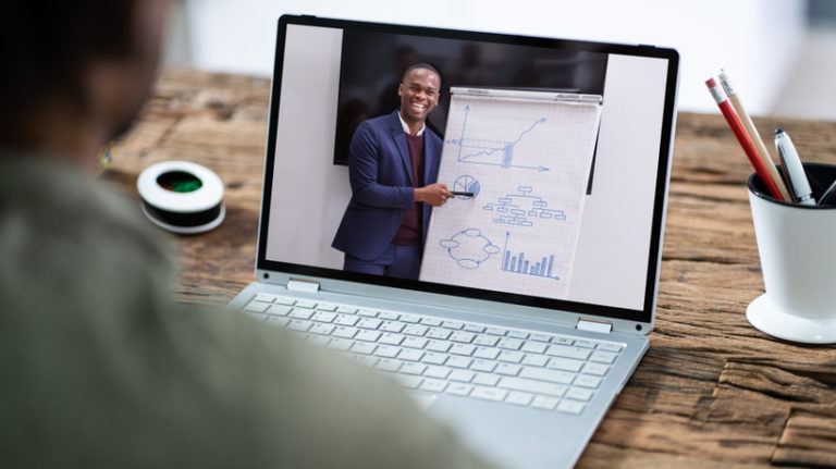 5 Tips To Keep Virtual Training Participants Engaged And Motivated