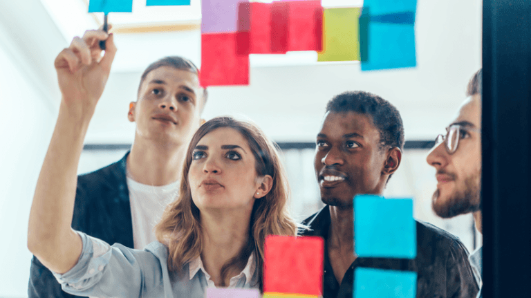 Contextual Microlearning For Empowering Employees