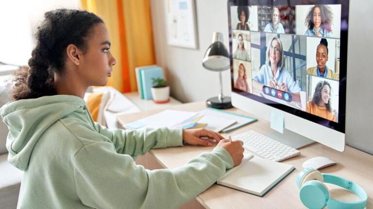Virtual Meetings: 5 Tips To Engage Your Audience
