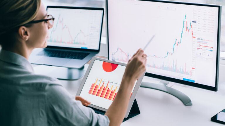 Top Tips To Track VILT Compliance Training And Achieve Desired Outcomes