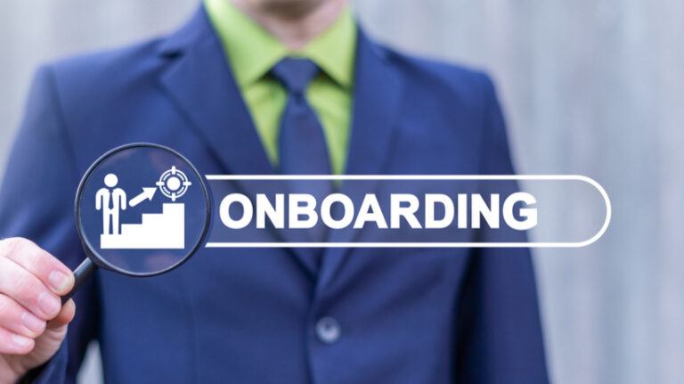 Choosing The Best Employee Onboarding Software For New Hire Training Experiences In 3 Key Steps
