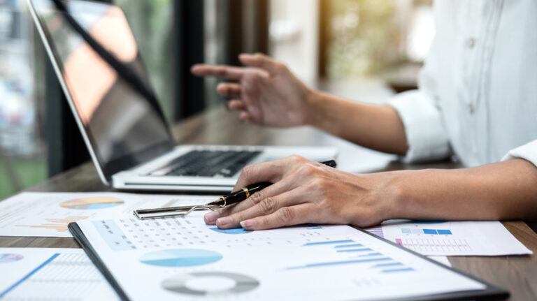 8 Employee Branding Budget Tips To Create An Accurate Expense Sheet