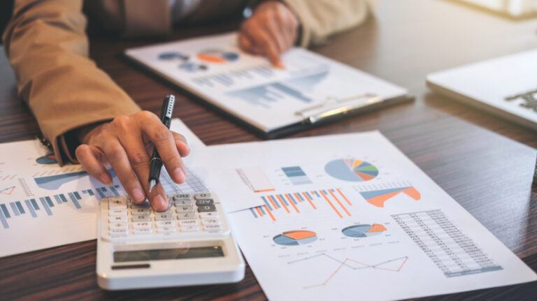 6 Tips To Create A Realistic Human Resource Development Software Budget