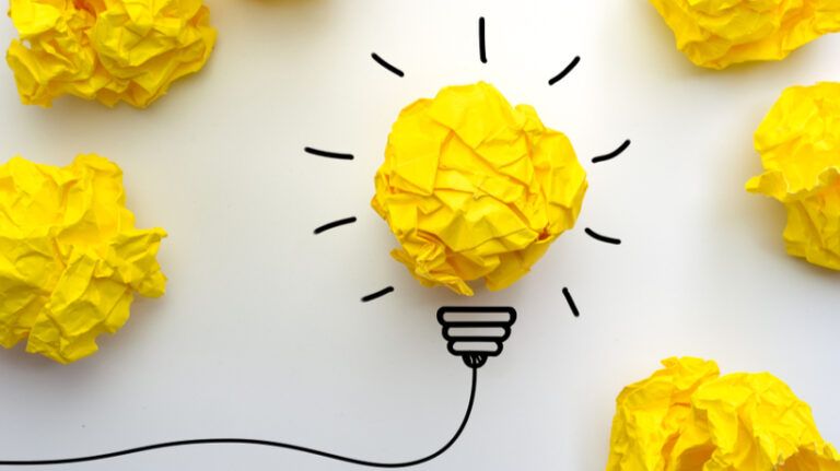 eLearning Inspiration: 5 Hot Topics To Write About [April 2022 Edition]