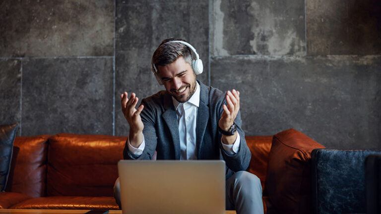 6 Onboarding Tips To Give Your Remote Workers A Warm welcome