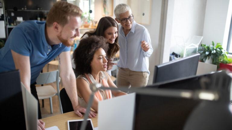 5 Tactics To Keep Your L&D Team Engaged In A Hybrid Workplace