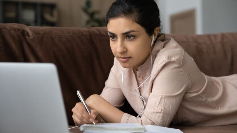 7 Steps To Engage Your Online Learners During The Upcoming Year