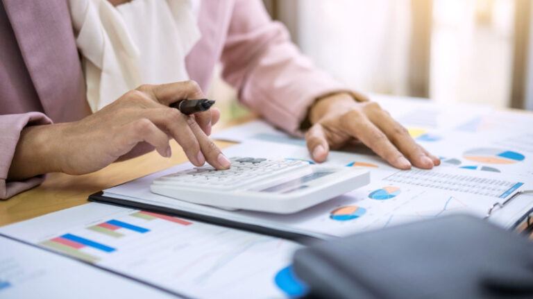 7 Budgeting Secrets To Find The Best Video Conferencing Software For Enterprise Businesses