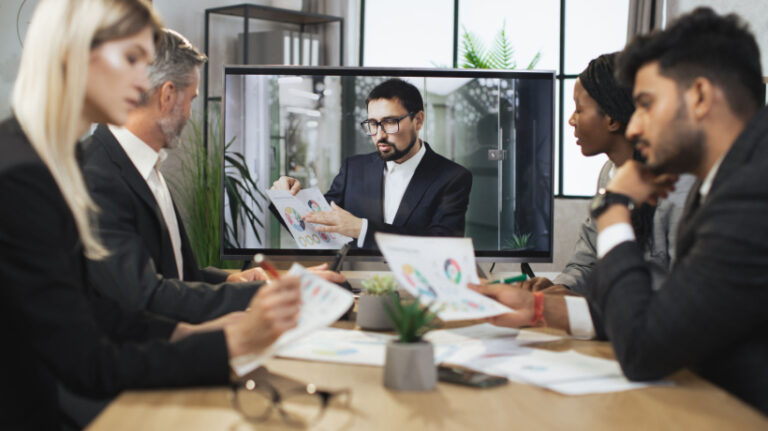 9 Standout Web Conferencing Software Features For Large Enterprises