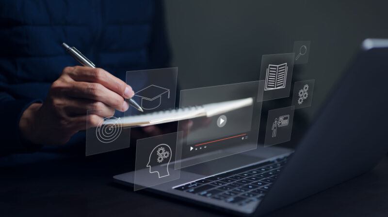 Locked eLearning Navigation: The Downside Explained