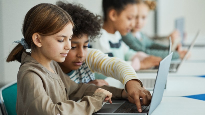 Teaching Digital Literacy To Students In 2023 - eLearning Industry