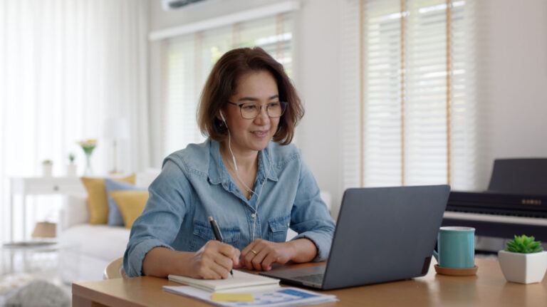 Professional Development For Online Teachers With No Time