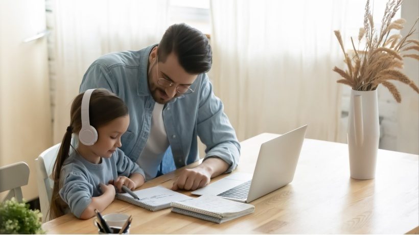 eLearning Tips For Parents: A Guide To Supporting Your Child’s Learning Journey