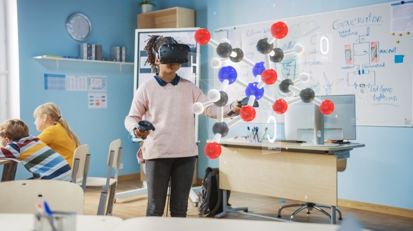 Using Augmented Reality In The Classroom