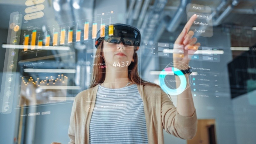 Augmented Reality And Virtual Reality In eLearning