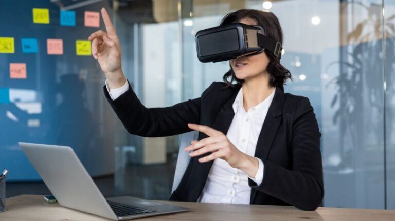 Revolutionizing Corporate Training: Virtual Reality Use Cases