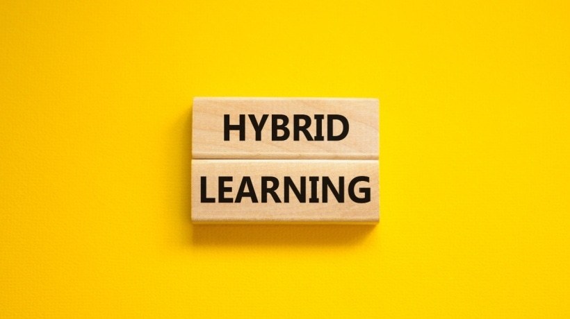 Modelos híbridos de ensino: por que a aprendizagem ao longo da vida é importante