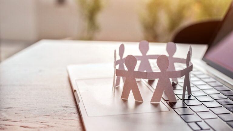 10 Ways To Build An Engaged Online Community For Your Course (Based On My Experience As A Member)