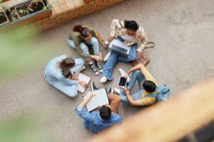 Collaborative Vs Cooperative Learning: The Main Differences You Need To Know