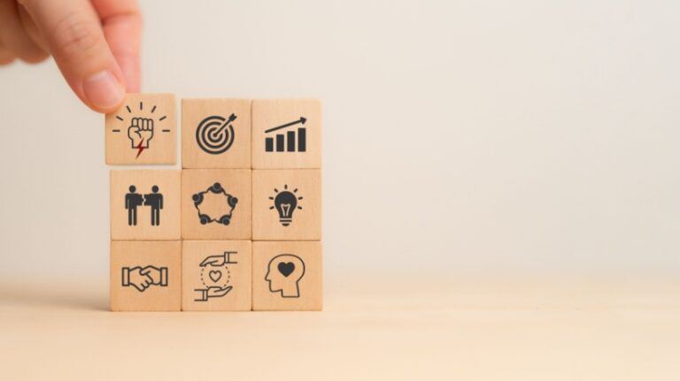 No One Learns Alone: The Untapped Power Of Community In Learning And Customer Success