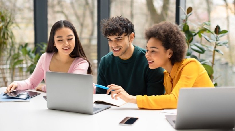 اختيار نظام إدارة التعلم
بما يلبي احتياجات التدريب