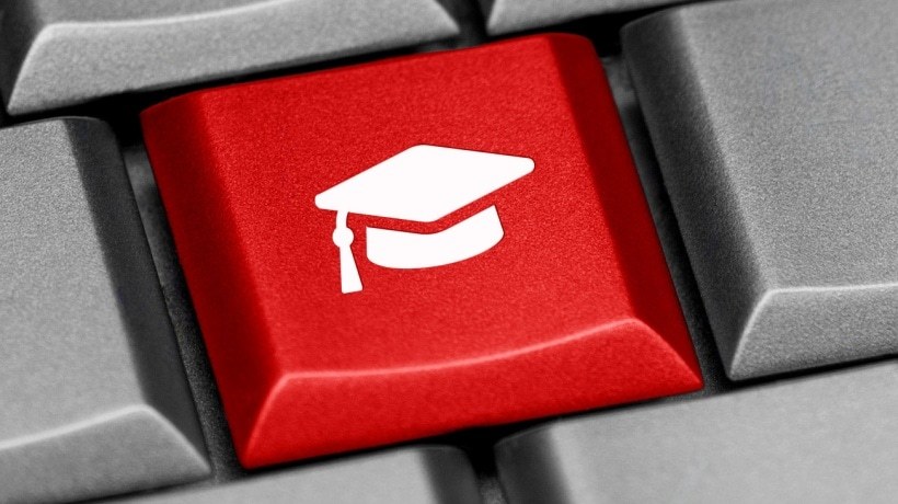 The Role Online Degrees Play In Making Leadership Positions More Accessible