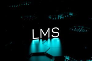 AI-Driven Healthcare LMS: Key Advantages, Features, And Real-World Scenarios