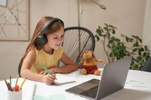 Choosing eLearning Content Providers By Customer Type