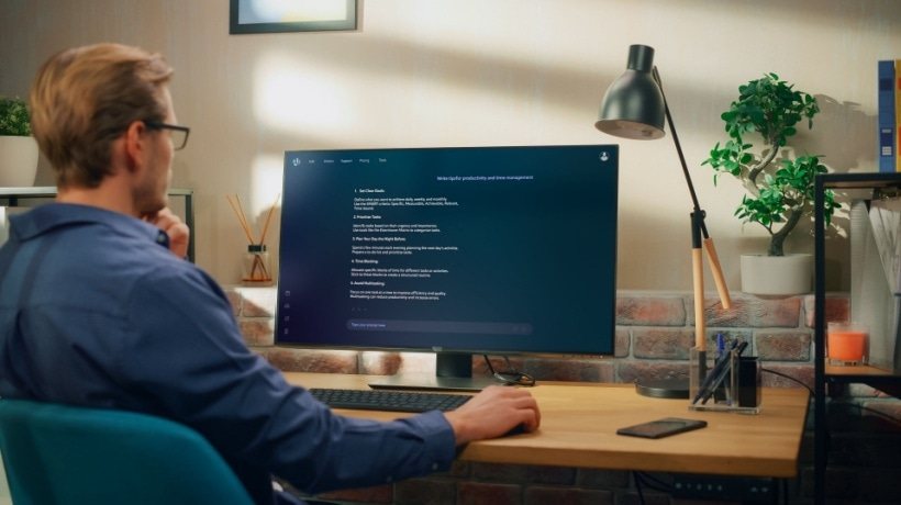٥ موجهات للذكاء الاصطناعي  
لإنشاء دورات تعليمية — أبعد من مجرد طلب مخطط المحتوى