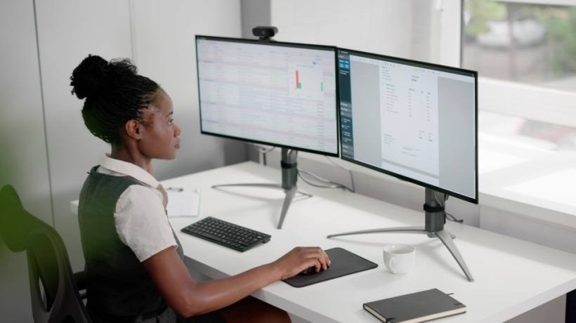 أفضل برامج الرواتب الداخلية
لعام ٢٠٢٥