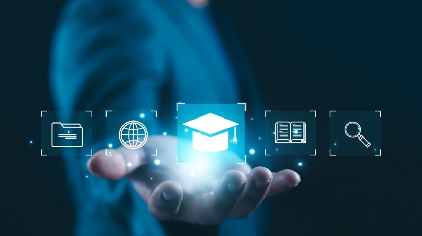 التعلّم الرقمي المتكيّف — تعليم في حركة
التعلّم الرقمي المرن: التعليم في حركة