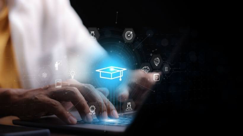 توسيع أثر برامج التعلم
عشر دروس استخلصها قادة التعلم والتطوير