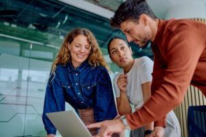 Cross Training Employees: Why It Matters And How Organizations Can Implement It Successfully