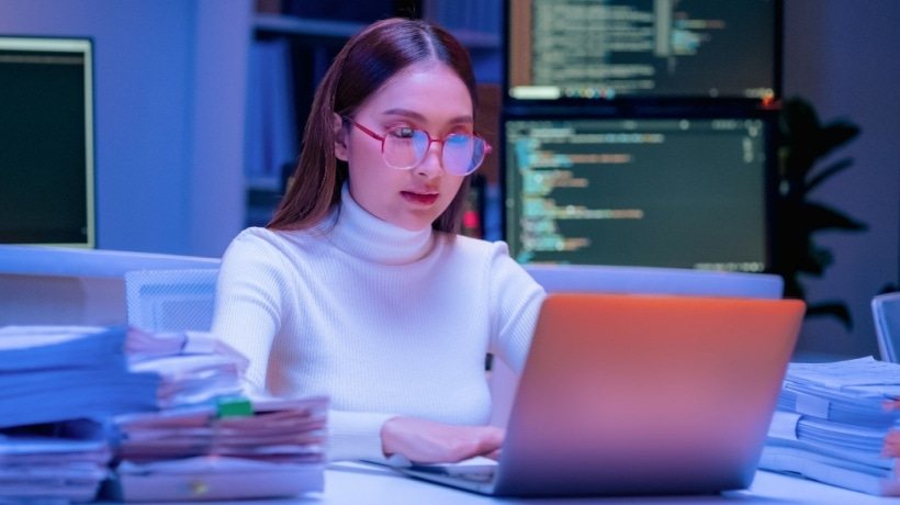 دور التعلم المصغّر في تعزيز تدريب القوى العاملة المؤسسية