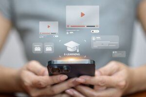 Microlearning Solutions For Mobile: How L&D Leaders Build Engaging, In-The-Flow-Of-Work Learning