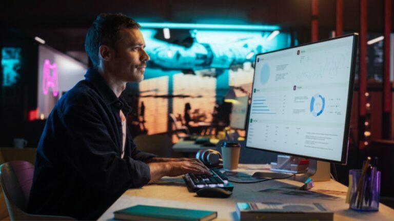 What Makes Desktop-First LMS Platforms Obsolete Today?