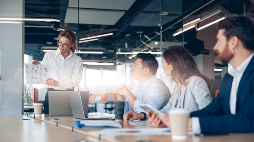 لماذا تفشل معظم استراتيجيات تعلم الذكاء الاصطناعي؟
وماذا تفعل الفرق عالية النضج بشكل مختلف