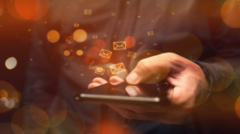 Why A Bulk SMS Platform Is Still One Of The Most Effective Tools For Learning Engagement